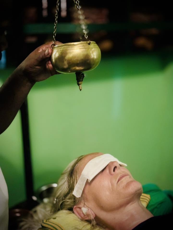 Traditional Shirodhara treatment at Yasasa Ayurveda